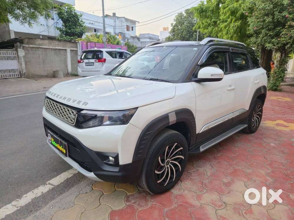 Maruti Suzuki Brezza 1.5 Vxi Smart Hybrid, 2023, Petrol