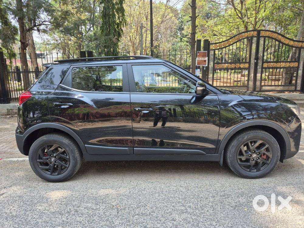 Mahindra Xuv300 W8 Option Dual Tone Diesel, 2023, Diesel