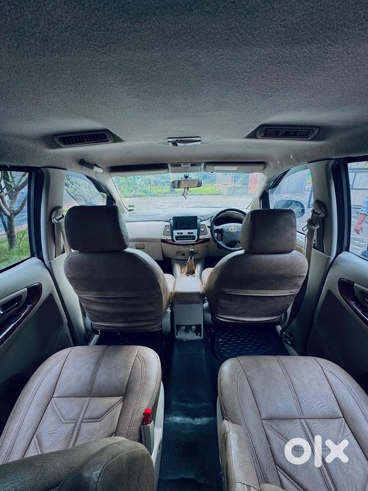Toyota Innova Diesel 2012
