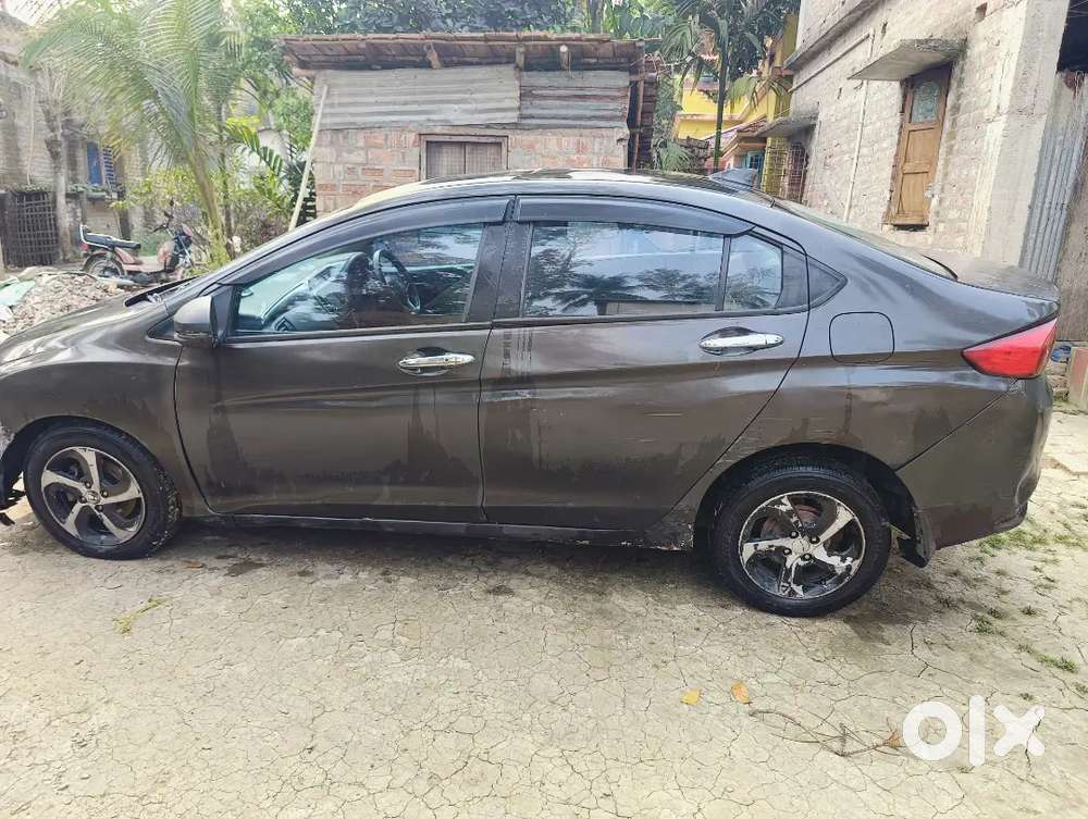 Honda City Good Condition 2014 Sept Lifetime Tax