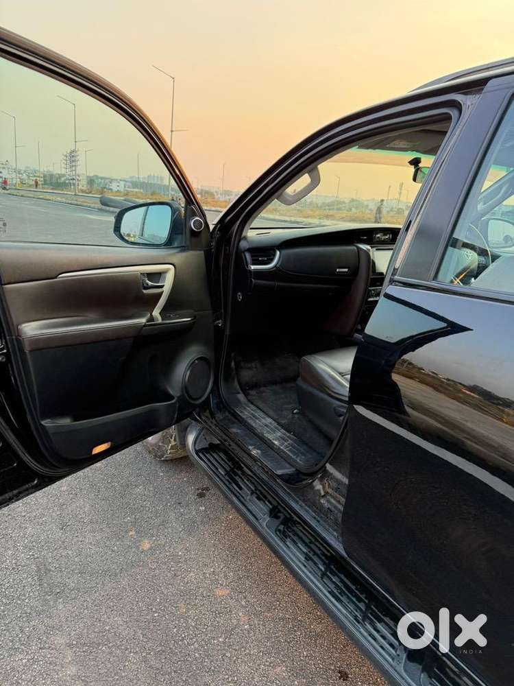 Toyota Fortuner Showroom Maintained Vehicle