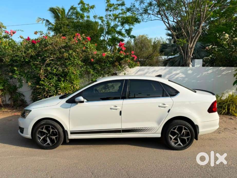 Skoda Rapid 1.0 Tsi Active, 2020, Petrol