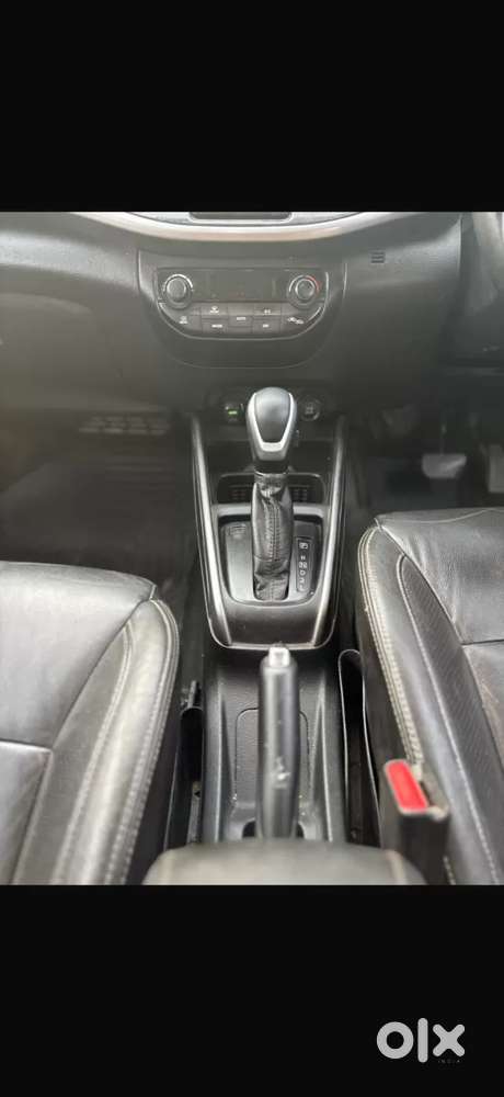 Maruti Suzuki Xl6 1.5 Alpha At, 2020, Petrol