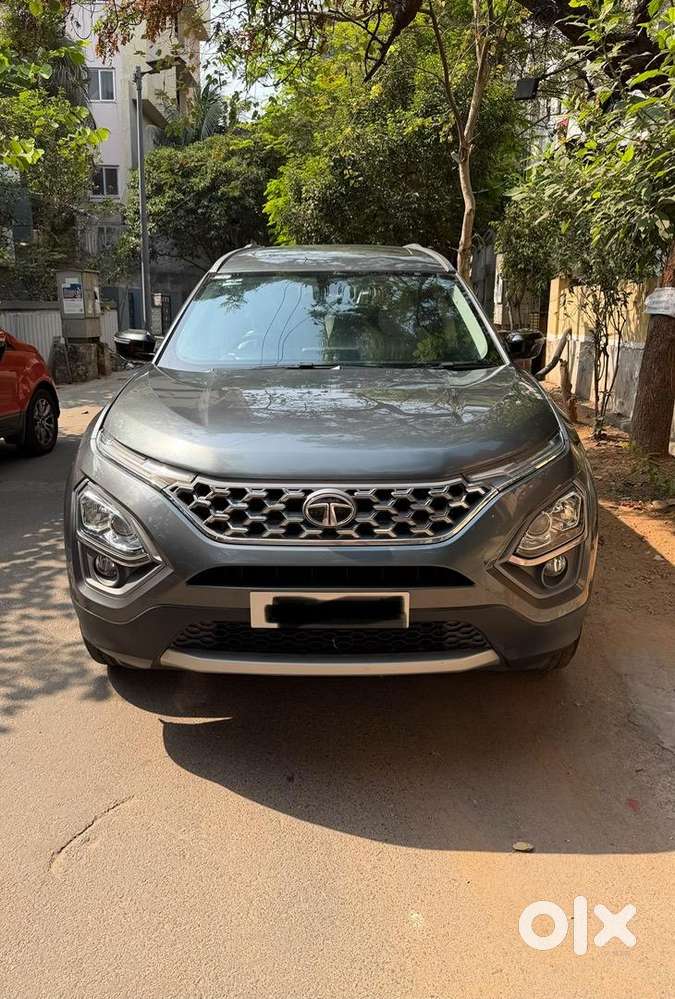 Tata Safari Showroom Track Fancy Number 4444