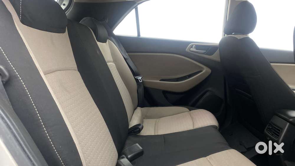 Hyundai Elite I20 Sportz (o) 1.2, 2015, Petrol