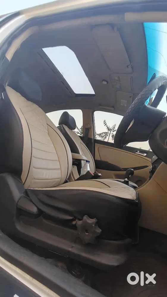 Verna1.6 Sx (0) With Sunroof Diamond Cut Alloy Wheel