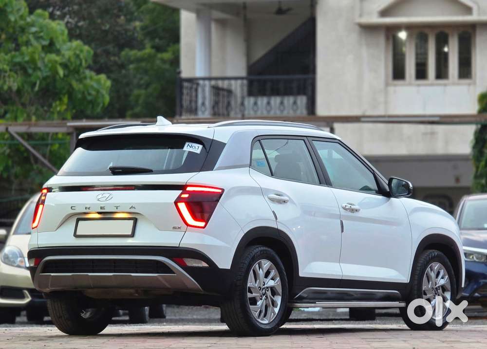 Hyundai Creta Sx Petrol Mt, 2023, Petrol