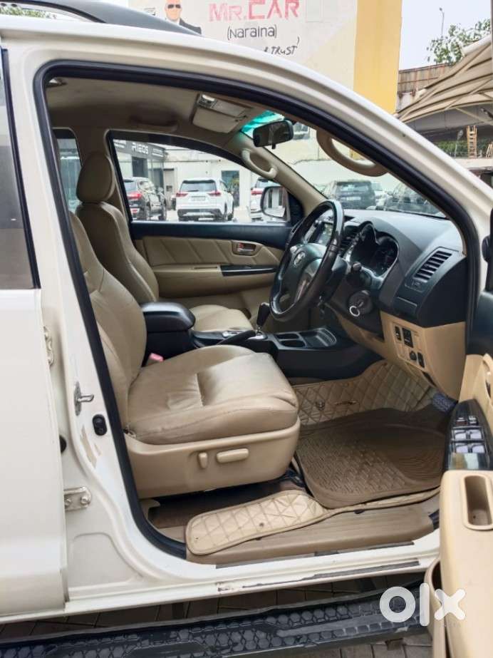 Toyota Fortuner 3.0 4x2 Automatic, 2015, Diesel