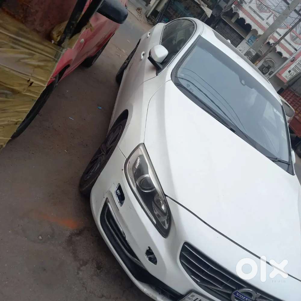 Volvo S60 2015 Diesel 145000 Km Driven