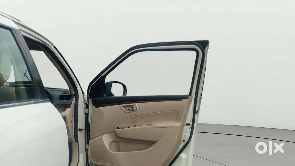 Maruti Suzuki Swift Dzire 1.3 Vxi, 2015, Petrol