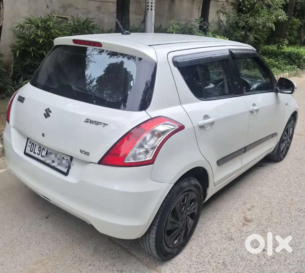 Maruti Swift 2011 Petrol Manual