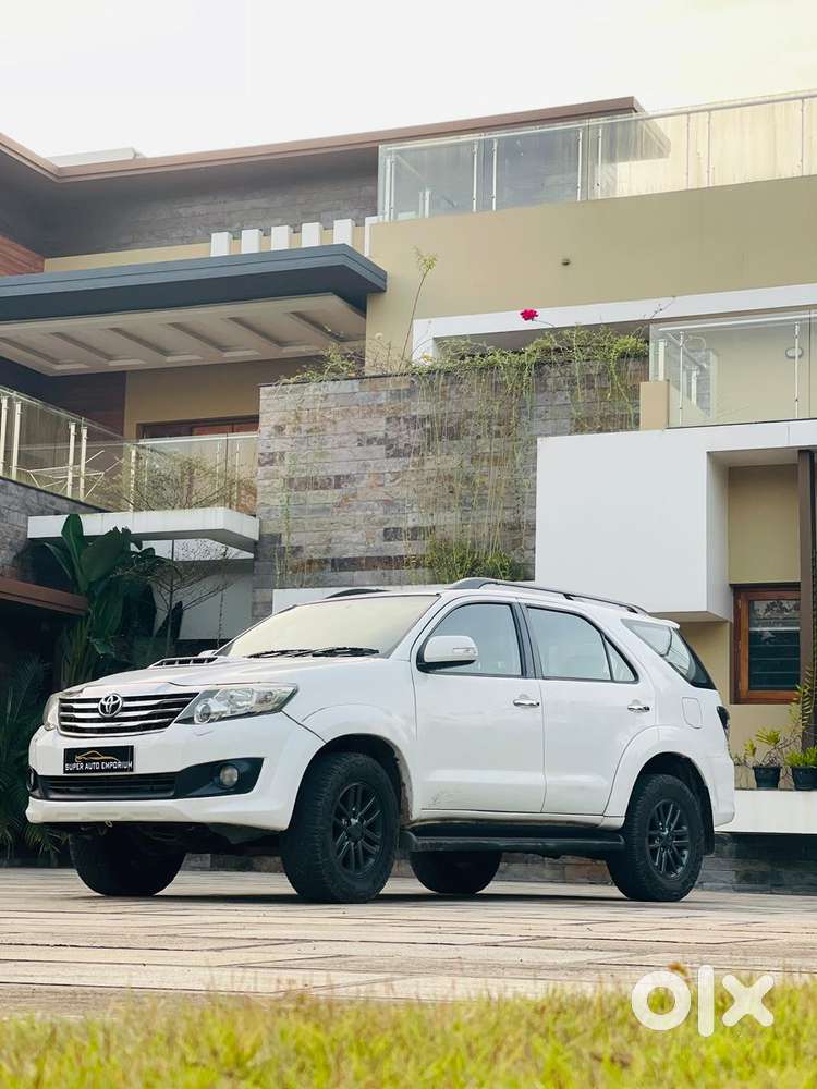 Toyota Fortuner 4x4 At 2.8 Diesel, 2015, Diesel