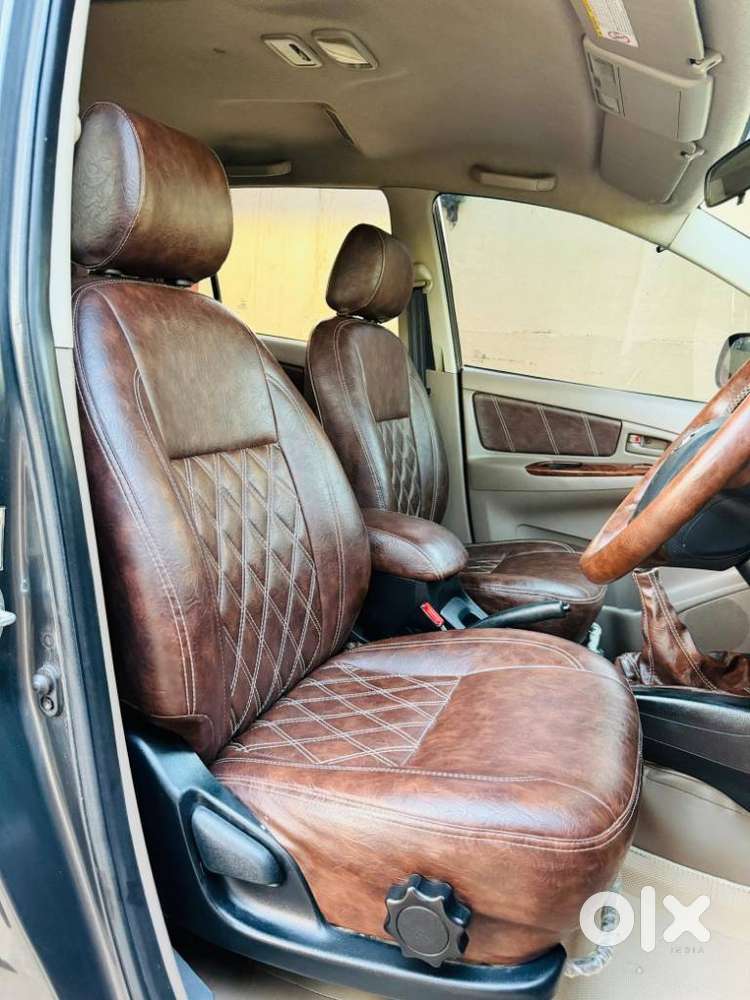 Toyota Innova 2.5 G (diesel) 7 Seater, 2015, Diesel