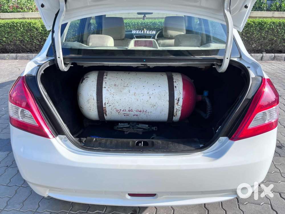 Maruti Suzuki Swift Dzire 1.2 Vxi Bsiv, 2014, Cng & Hybrids