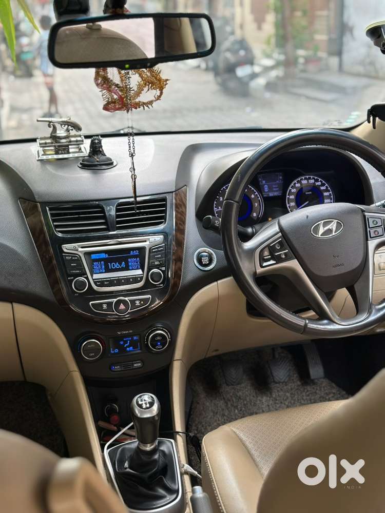 Hyundai Verna Petrol 2015