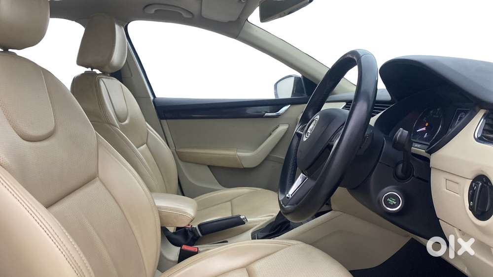 Skoda Octavia 1.8 Tsi Style Plus At, 2016, Petrol