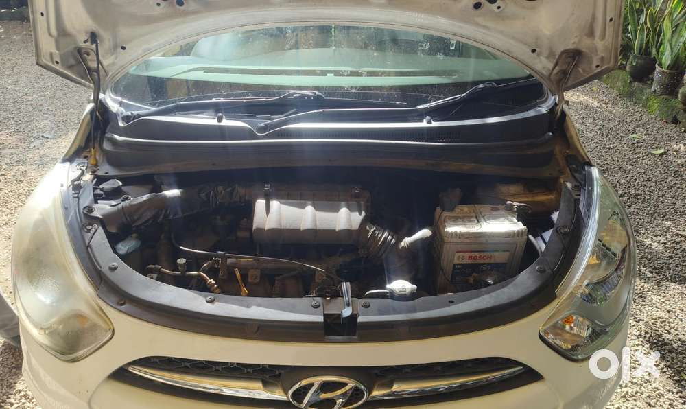 Hyundai I10 Sportz, 2013, Petrol