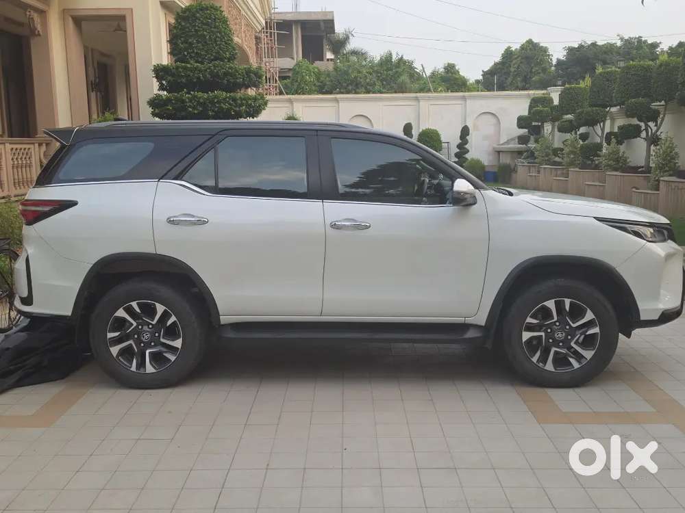Toyota Fortuner Legender 2022 Diesel Automatic