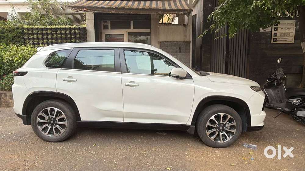 For Sale – 2023 Grand Vitara Strong Hybrid Alpha+ (top Model)