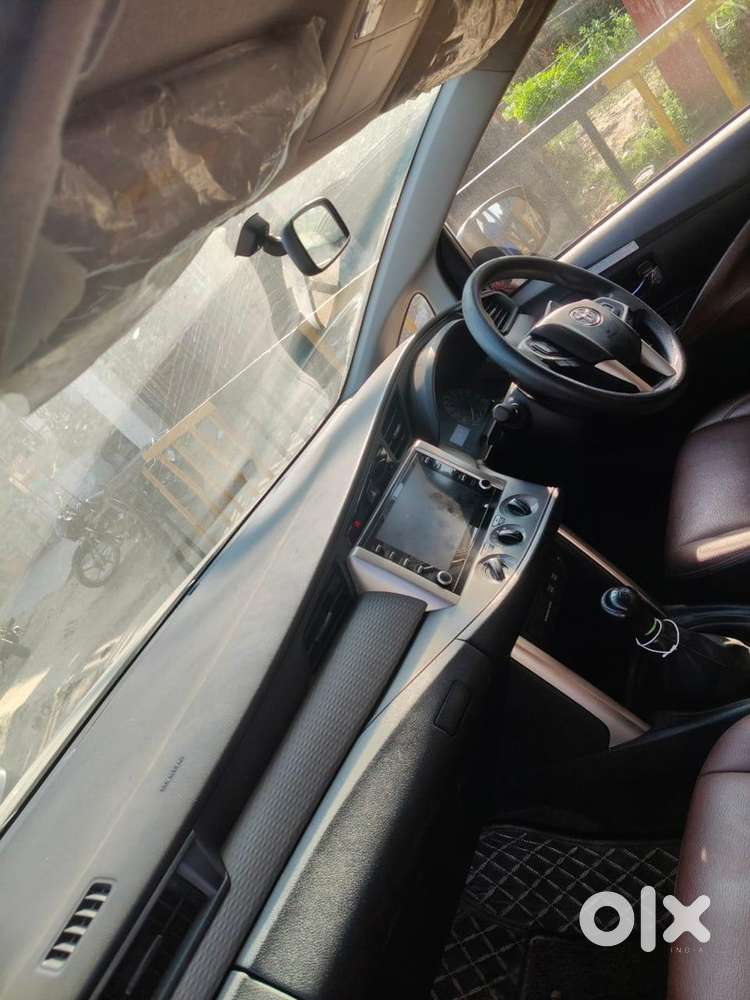 Toyota Innova Crysta 2022