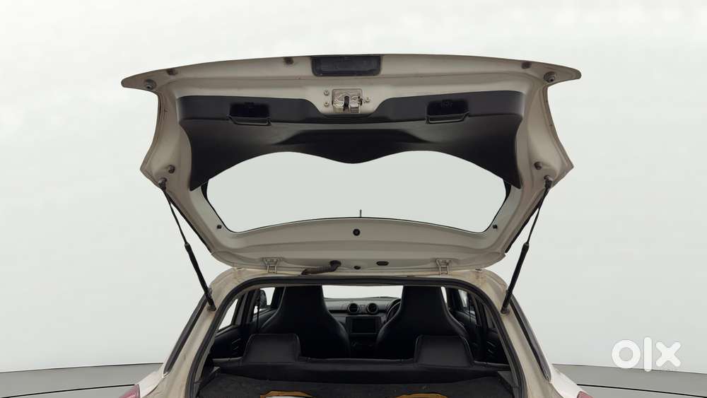 Maruti Suzuki Swift Lxi, 2018, Petrol