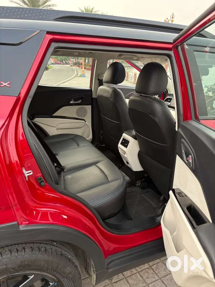 Mahindra Xuv 3xo Revx 2026