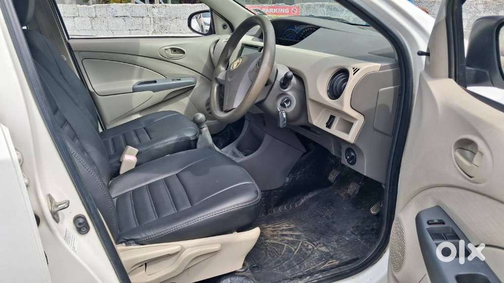 Toyota Etios Liva 1.2 G, 2015, Petrol