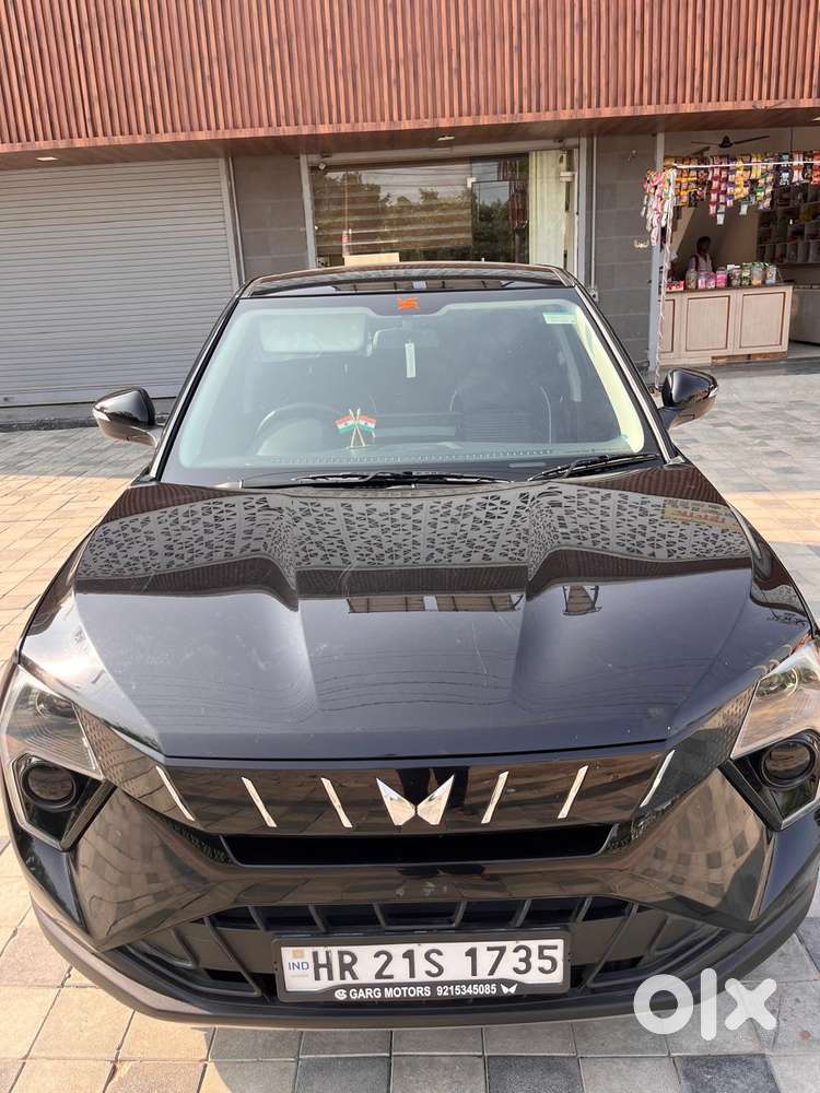 Mahindra Xuv 3xo Mx1 Pm Mt, 2025, Petrol