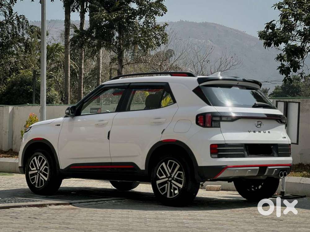 Hyundai Venue N Line 1.0 N8 Turbo Dct, 2024, Petrol