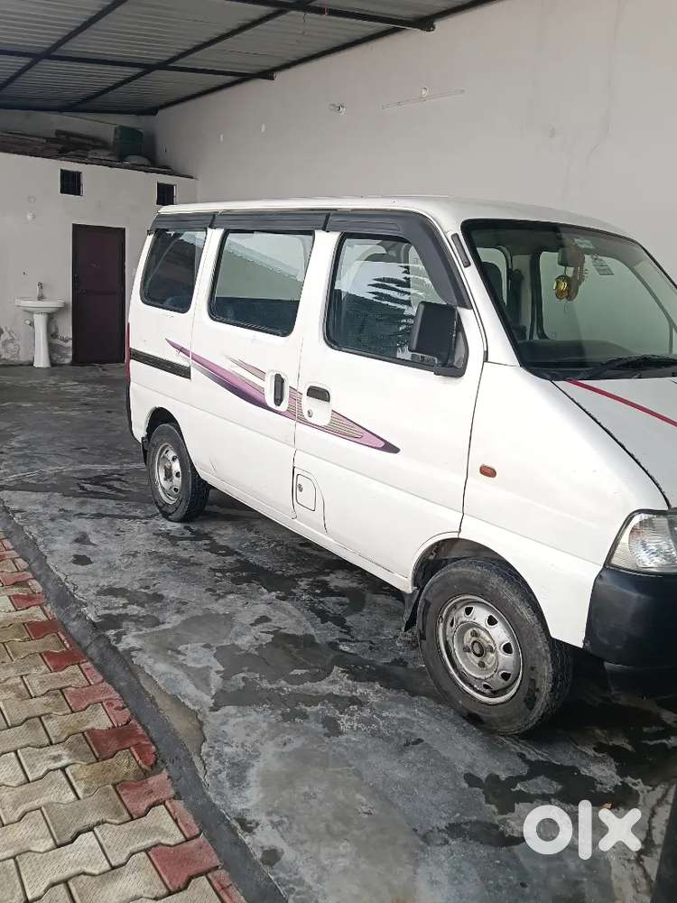 Maruti Suzuki Eeco 2016