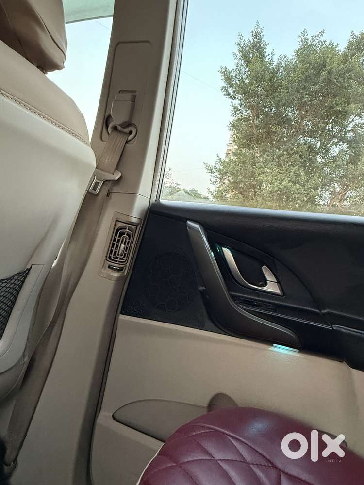 Mahindra Xuv500 2.2 W10, 2016, Diesel