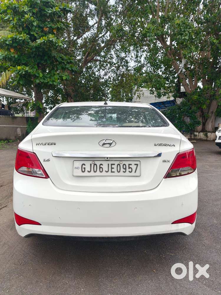 Hyundai Fluidic Verna 1.6 Vtvt Sx, 2015, Cng & Hybrids