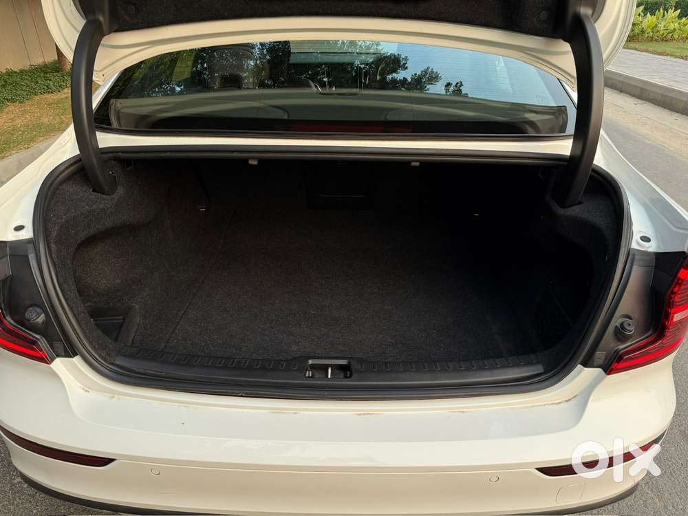 Volvo S60 T4 Inscription, 2021, Petrol