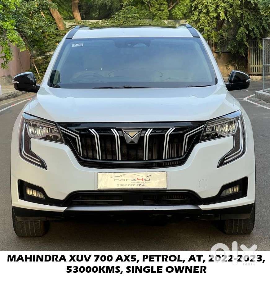 Mahindra Xuv700 2.0 Ax 5 Petrol At Str, 2022, Petrol