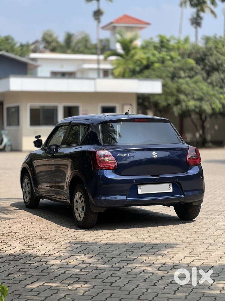 Maruti Suzuki Swift Vxi + Manual, 2021, Petrol
