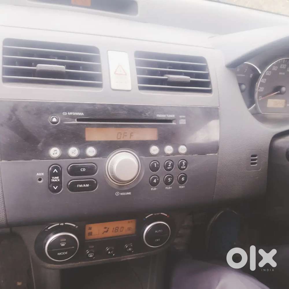 Maruti Suzuki Swift 2011 Petrol 79800 Km Driven