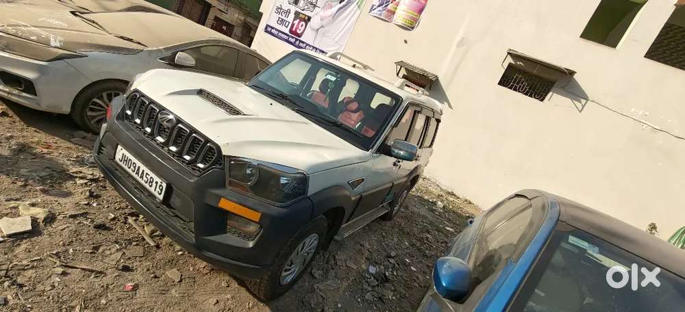 Mahindra Scorpio 2017 Diesel 100000 Km Driven