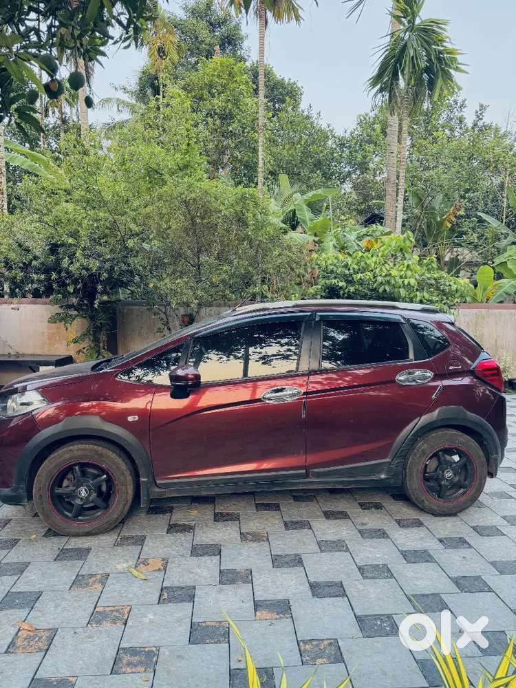 Honda Wr-v 2017 Diesel Well Maintained With Good Mileage