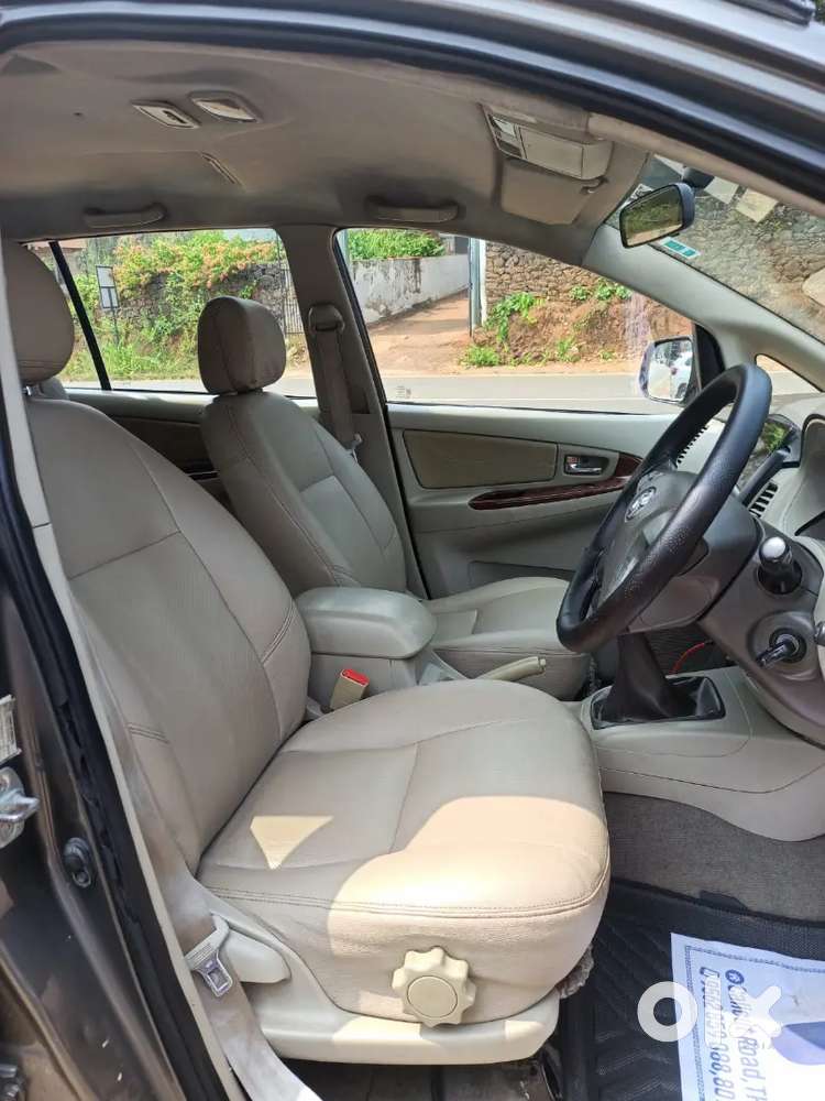 Toyota Innova 2012 Diesel 167000 Km Driven