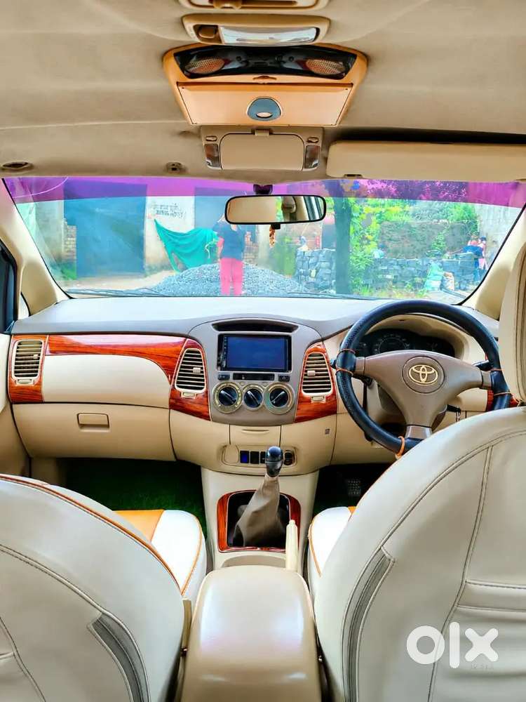 Toyota Innova Gx 2006 Well Maintained Car