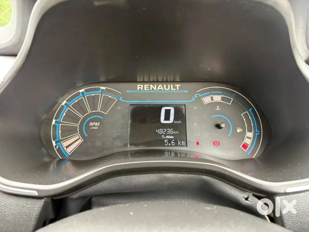 Renault Triber 1.0 Rxz 2020 Dual Tone