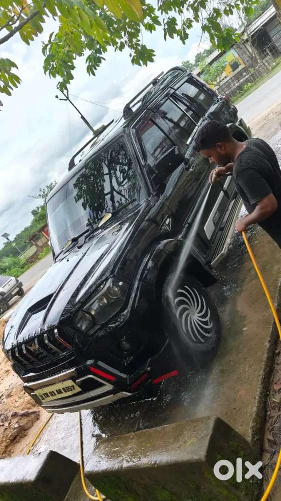 Mahindra Scorpio 2015 Diesel Manual 110000 Km Driven