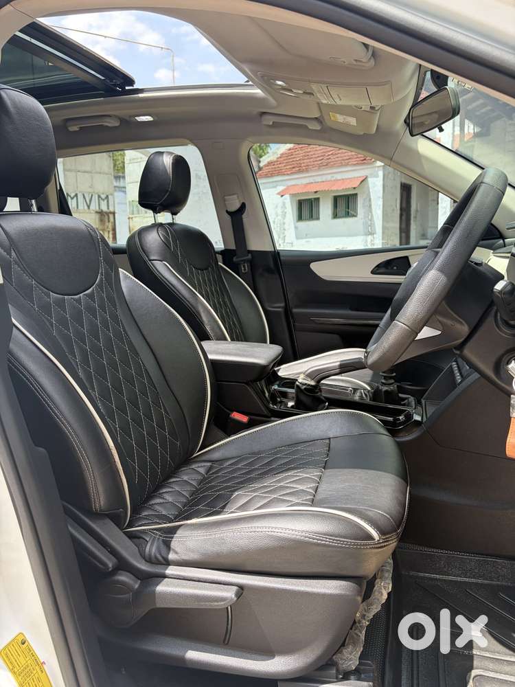Mahindra Xuv700 2.2 Ax 5 Diesel At 7 Str, 2024, Diesel