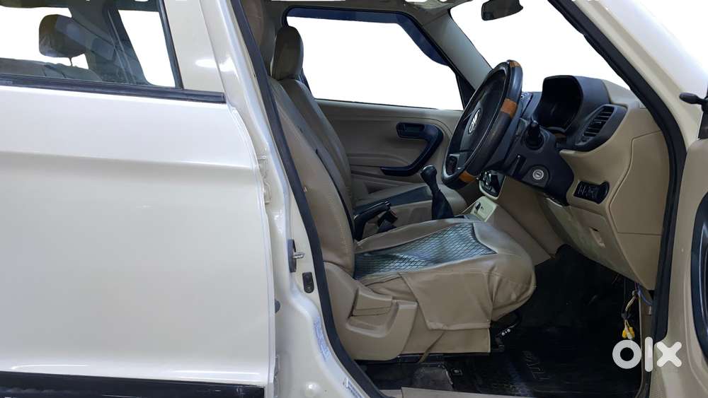 Mahindra Tuv 300 T6 Plus, 2018, Diesel