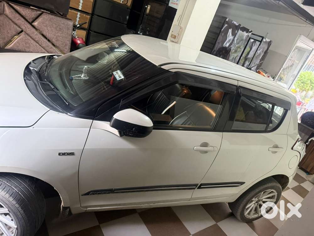 Maruti Suzuki Swift 2012