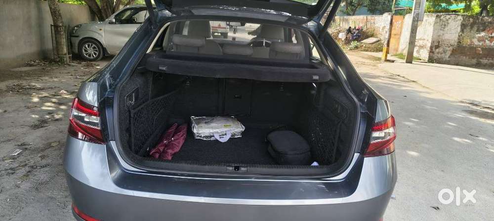Skoda Superb Lk 1.8 Tsi At, 2018, Petrol