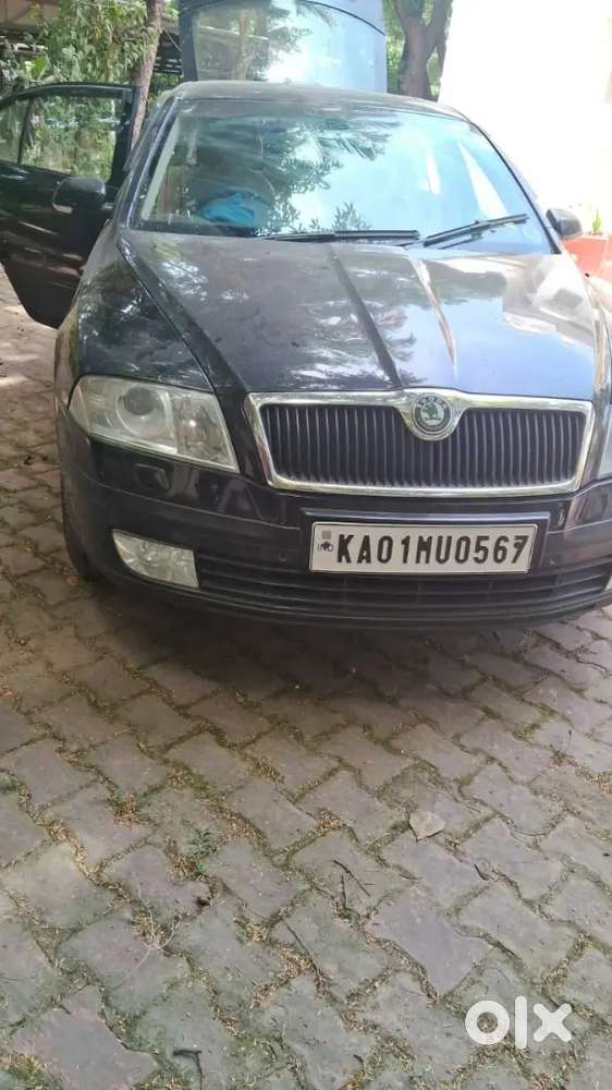 Skoda Laura Premium Hatchback
