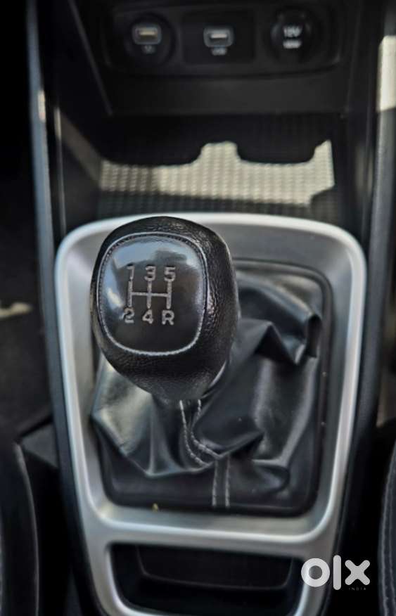 Hyundai Venue S 1.2 Petrol, 2021, Petrol