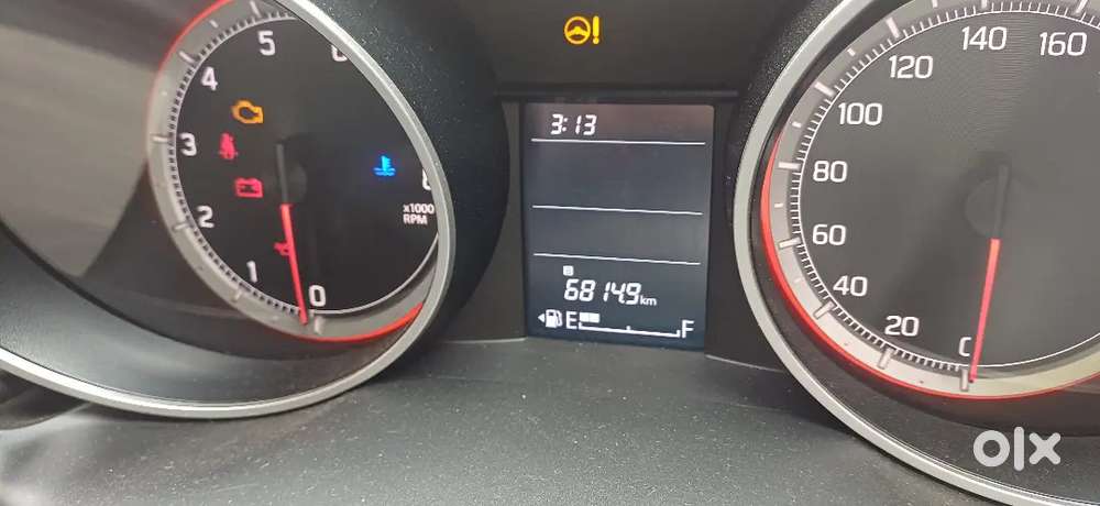 Maruti Suzuki Swift 2023 Petrol 7218 Km Driven
