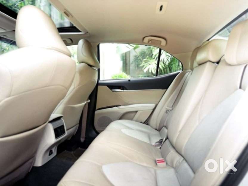 Toyota Camry Hybrid, 2021, Petrol